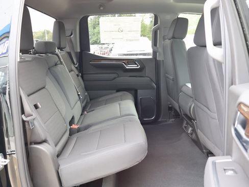 New 2026 GMC Sierra 1500 Elevation image 37