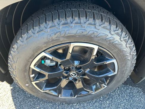 New 2025 MAZDA CX-50 Meridian Edition w/ Apex Package image 19