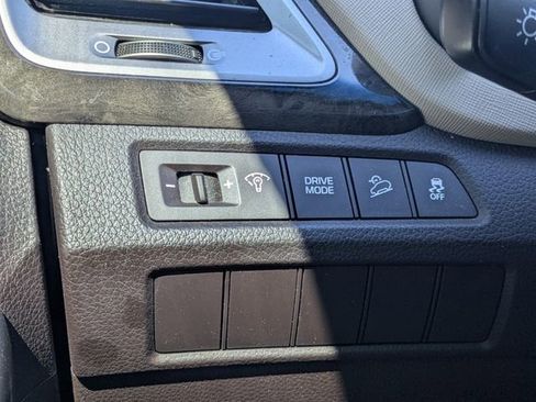Used 2018 Hyundai Santa Fe Sport w/ 2.4L Value Package 02 FWD image 26