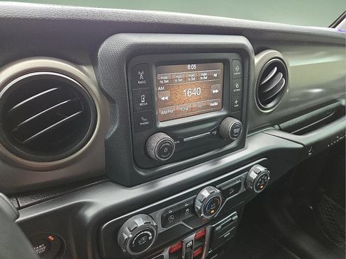 Used 2020 Jeep Wrangler Unlimited Sport S AWD/4WD image 16
