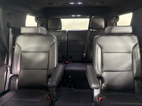 Certified 2024 Chevrolet Tahoe Z71 w/ Luxury Package image 29