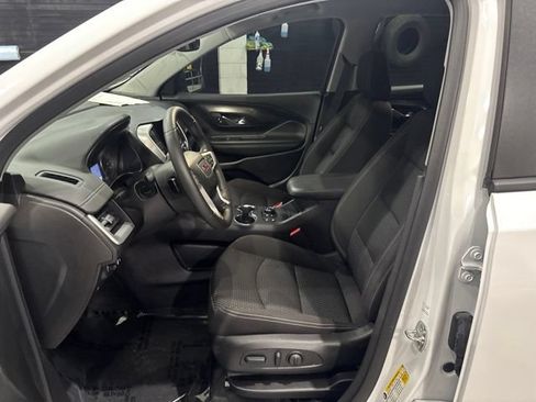 Used 2024 GMC Terrain SLE w/ Driver Convenience Package AWD/4WD image 14