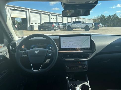 New 2025 Ford Bronco Sport Outer Banks w/ Outer Banks Tech Package+ image 12