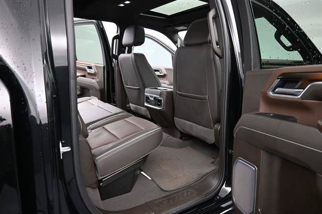 Used 2025 GMC Sierra 2500 Denali w/ Denali Reserve Package AWD/4WD image 16