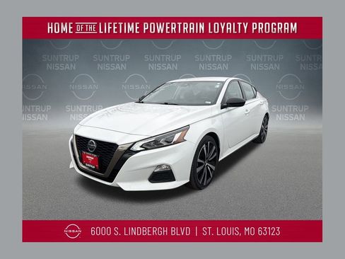 Used 2022 Nissan Altima 2.5 SR image 1