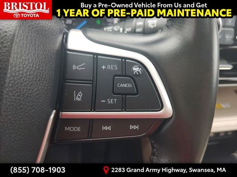 Used 2023 Toyota Highlander XLE AWD/4WD image 31