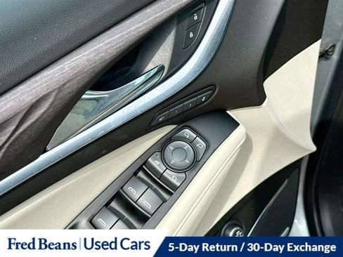 Used 2024 Buick Enclave Avenir w/ Avenir Technology Package AWD/4WD image 25