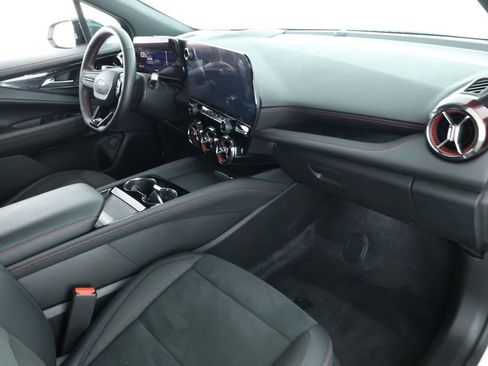 Used 2024 Chevrolet Blazer EV RS image 23