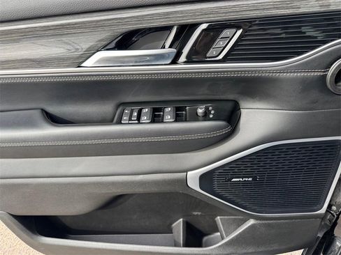 Used 2022 Jeep Wagoneer Series II w/ Rear Seat Video Group 1 image 20