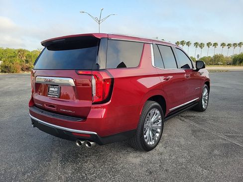 Used 2024 GMC Yukon Denali w/ Denali Reserve Package image 5