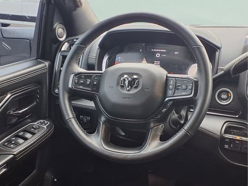 Used 2024 RAM 2500 Limited image 13