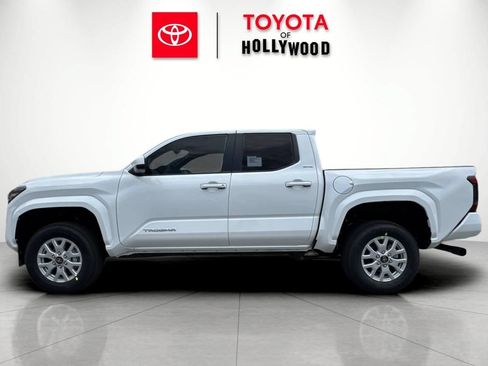 New 2026 Toyota Tacoma SR5 RWD image 9