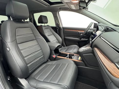 Used 2022 Honda CR-V Touring image 37