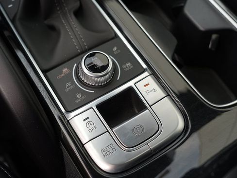 Used 2025 Kia Telluride S AWD/4WD image 36