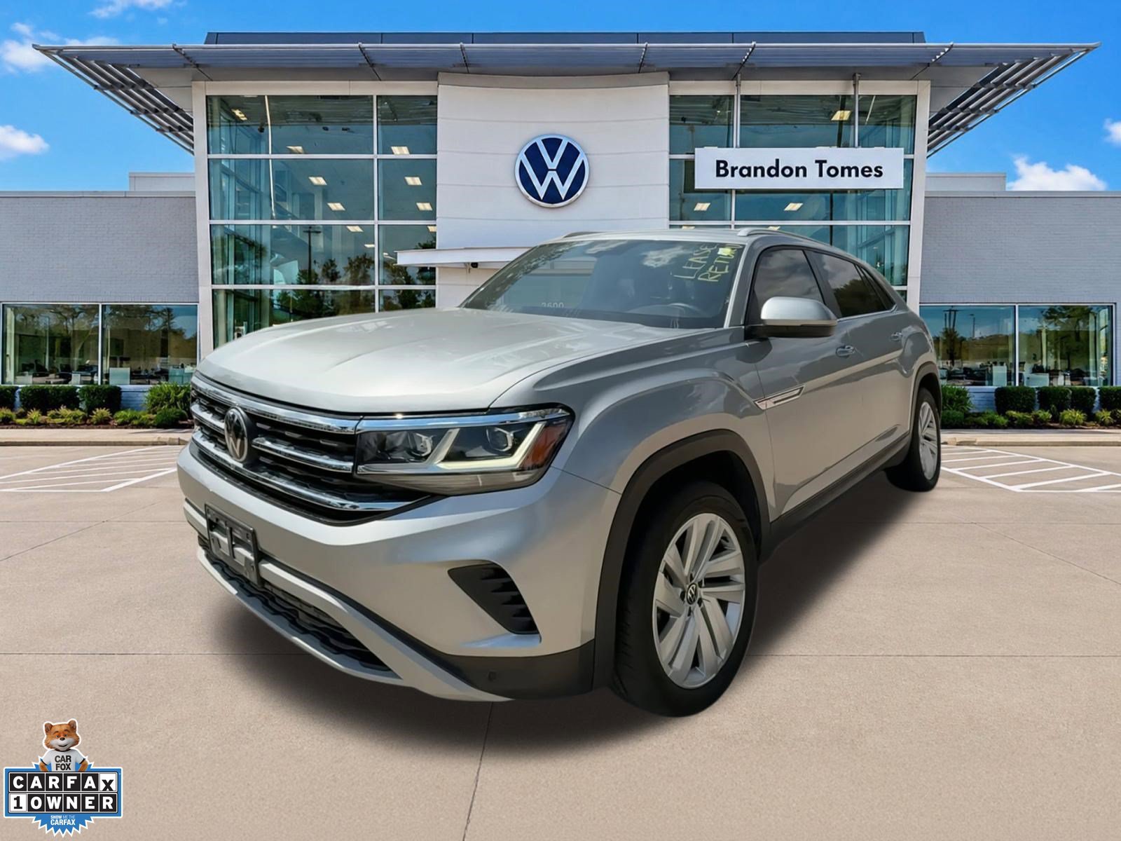 Used 2023 Volkswagen Atlas Cross Sport SE FWD image 4