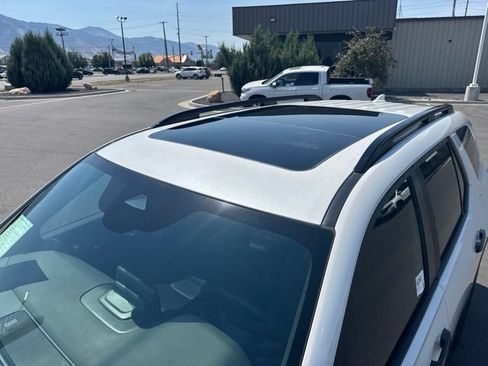 Certified 2025 Honda Pilot TrailSport image 12
