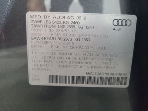 Used 2017 Audi Q5 2.0T Premium Plus w/ Technology Package AWD/4WD image 3