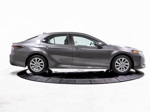Used 2023 Toyota Camry LE image 8