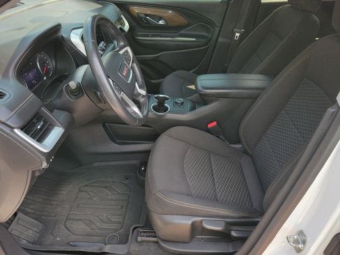 Used 2020 GMC Terrain SLE image 3