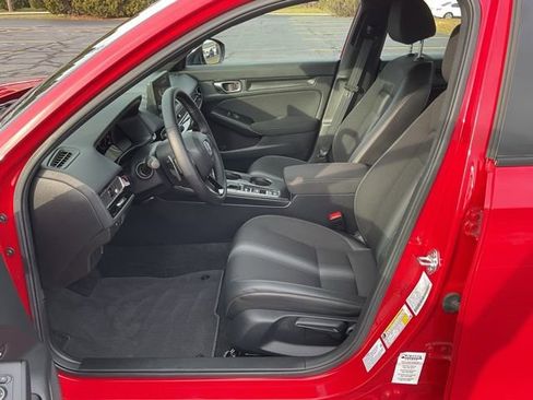 Used 2025 Honda Civic Sport image 10