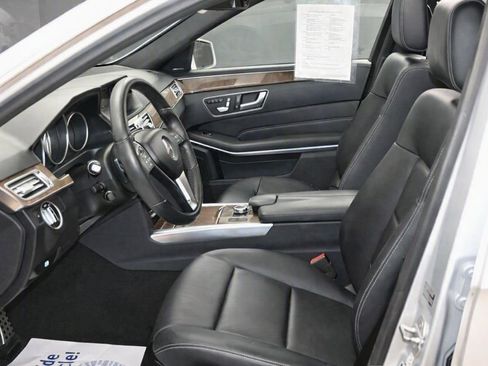 Used 2016 Mercedes-Benz E 350 4MATIC Sedan image 17