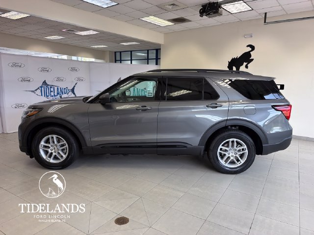 New 2026 Ford Explorer Active RWD image 4