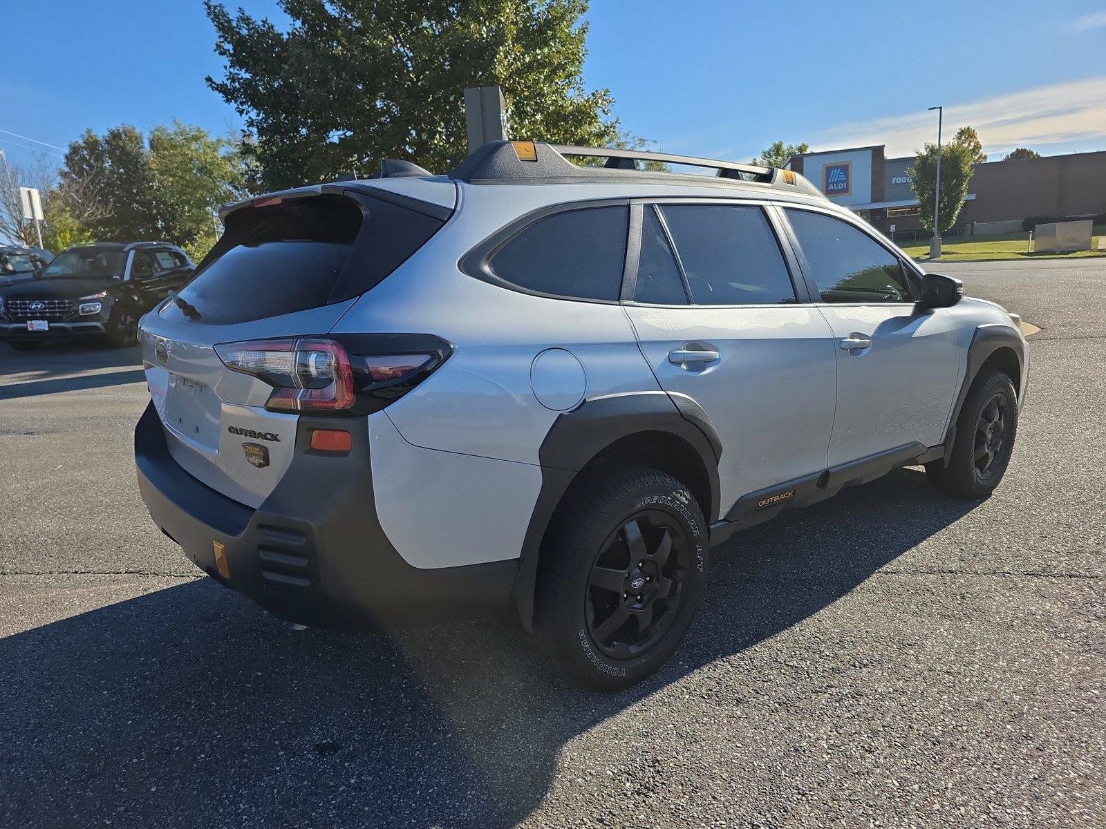Used 2022 Subaru Outback Wilderness w/ Wilderness Package AWD/4WD image 6