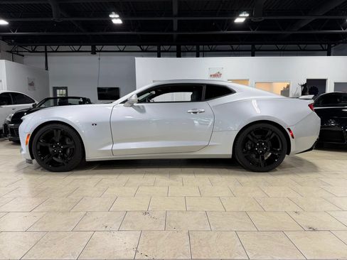 Used 2018 Chevrolet Camaro SS RWD image 24