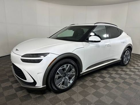 Used 2025 Genesis GV60 Advanced image 7