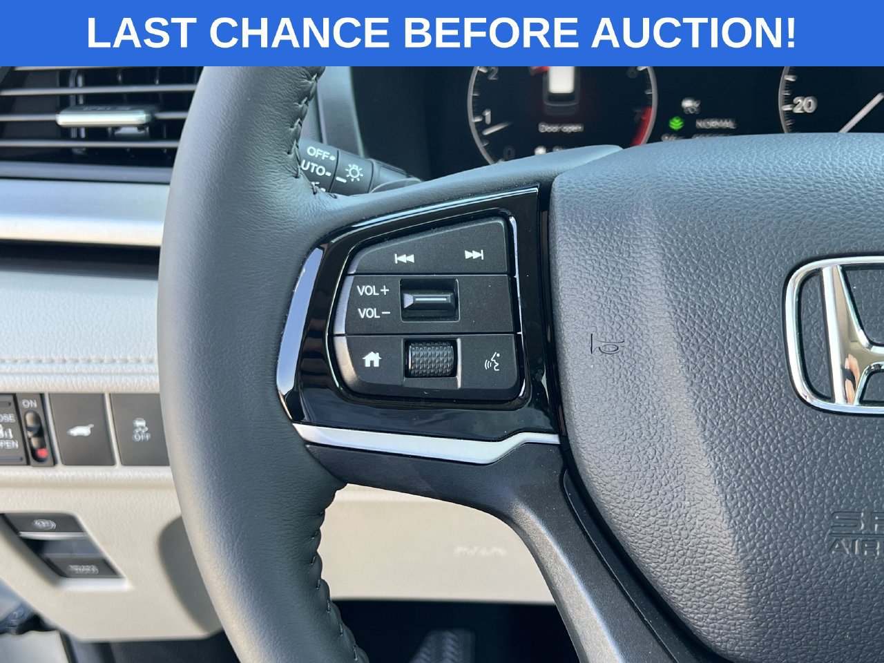 Used 2026 Honda Odyssey EX-L image 11