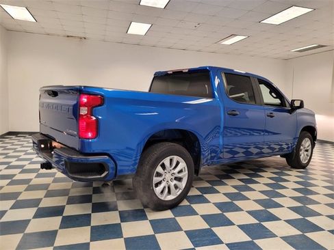 Used 2023 Chevrolet Silverado 1500 Custom image 8