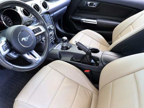 Used 2015 Ford Mustang GT RWD image 16