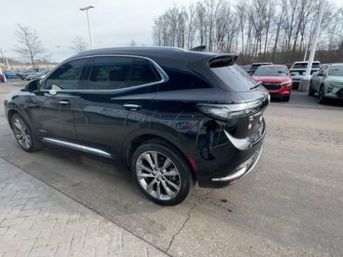 Used 2022 Buick Envision Avenir w/ Technology Package II image 6