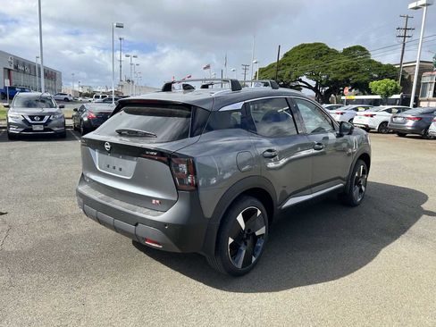 New 2026 Nissan Kicks SR image 3