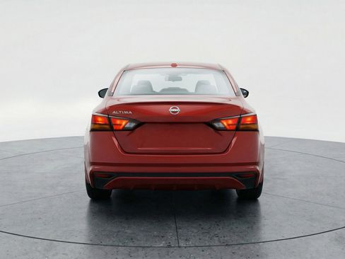 Used 2025 Nissan Altima 2.5 SV image 7