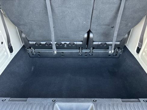 Used 2019 Dodge Grand Caravan SXT FWD image 17