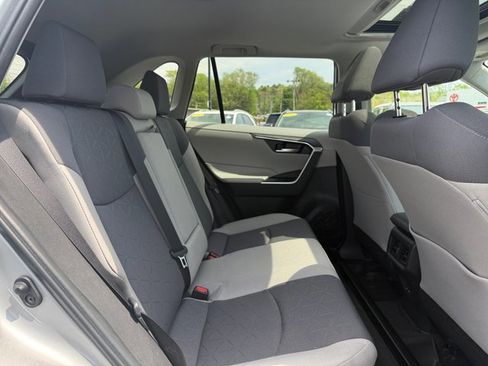 Certified 2024 Toyota RAV4 XLE w/ Convenience Package AWD/4WD image 19