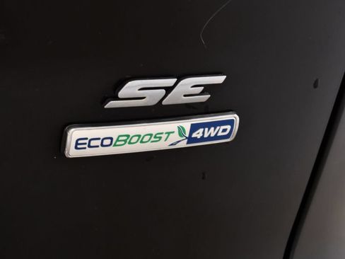 Used 2016 Ford Escape SE w/ Equipment Group 201A AWD/4WD image 22