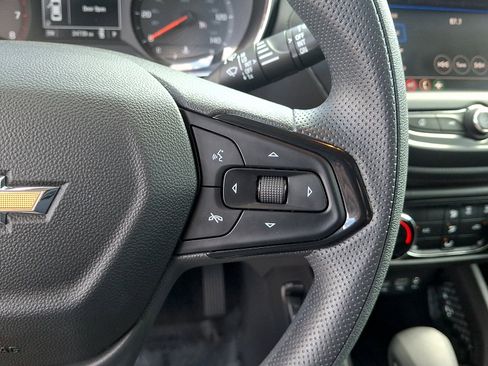 Certified 2023 Chevrolet TrailBlazer LT FWD image 23