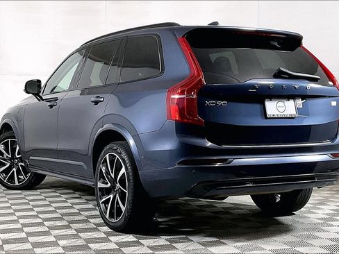 Used 2023 Volvo XC90 T8 Plus w/ Protection Package Premier AWD/4WD image 13
