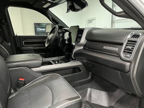 Used 2025 RAM 3500 Laramie AWD/4WD image 56