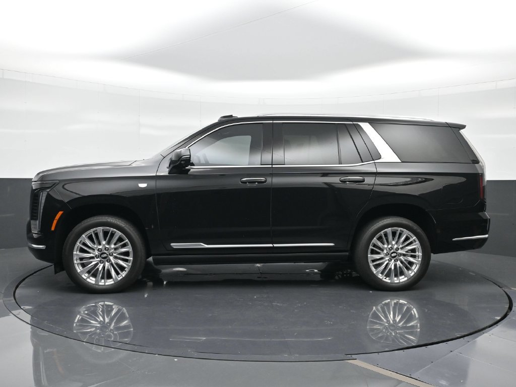 Used 2025 Cadillac Escalade Premium Luxury AWD/4WD image 3