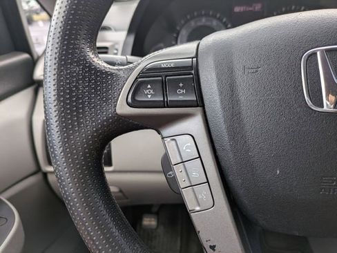 Used 2016 Honda Odyssey SE image 24