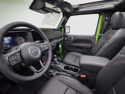 New 2026 Jeep Wrangler Rubicon w/ Xtreme 35 Tire Package image 41