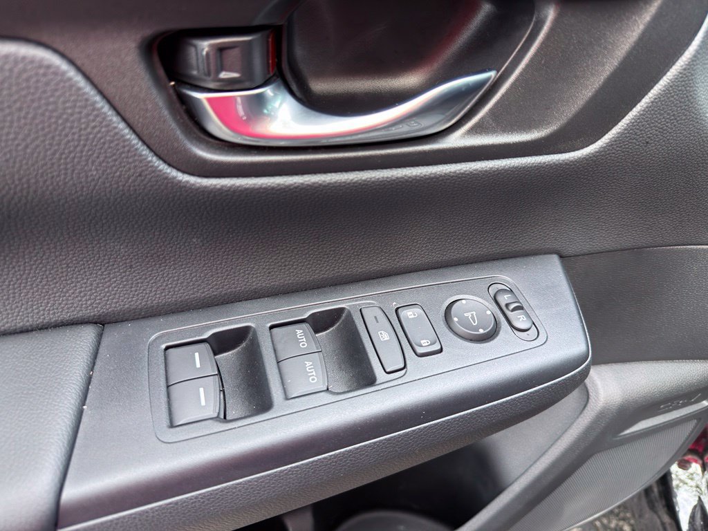 Used 2025 Honda CR-V EX image 28
