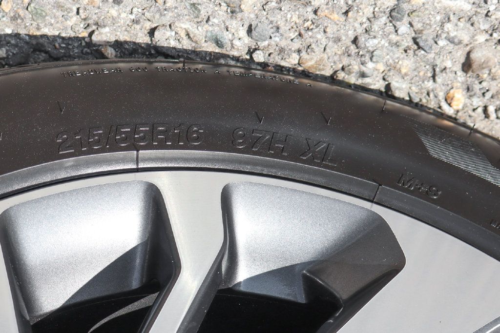 Used 2018 Honda Civic EX image 40