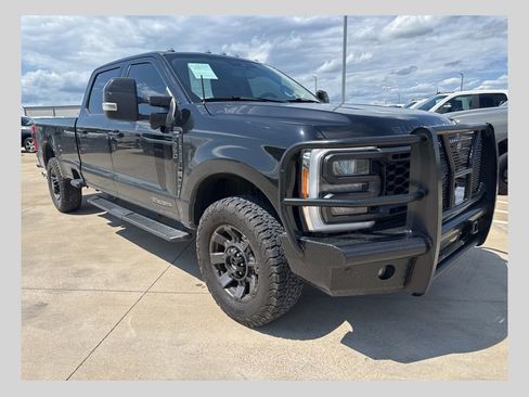 Used 2023 Ford F350 Lariat w/ Sport Appearance Package AWD/4WD image 1