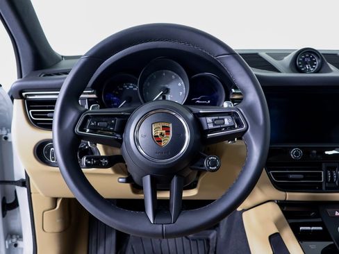 Used 2026 Porsche Macan S image 10