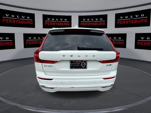 Used 2022 Volvo XC60 B5 Inscription w/ Climate Package image 7