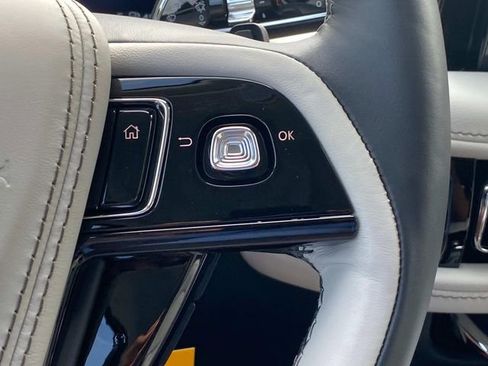 New 2026 Lincoln Aviator Reserve AWD/4WD image 17